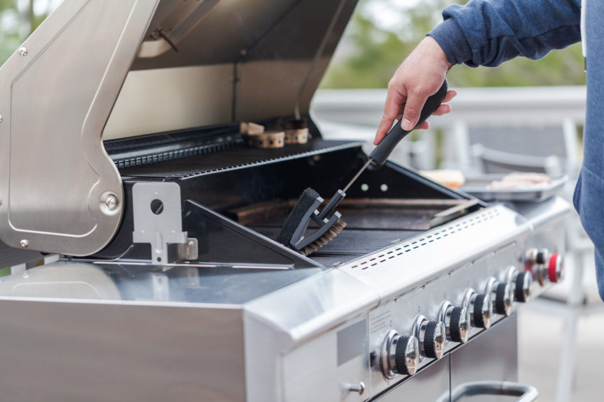 5 Surprisingly Easy Tricks to Clean Your Gas Grill