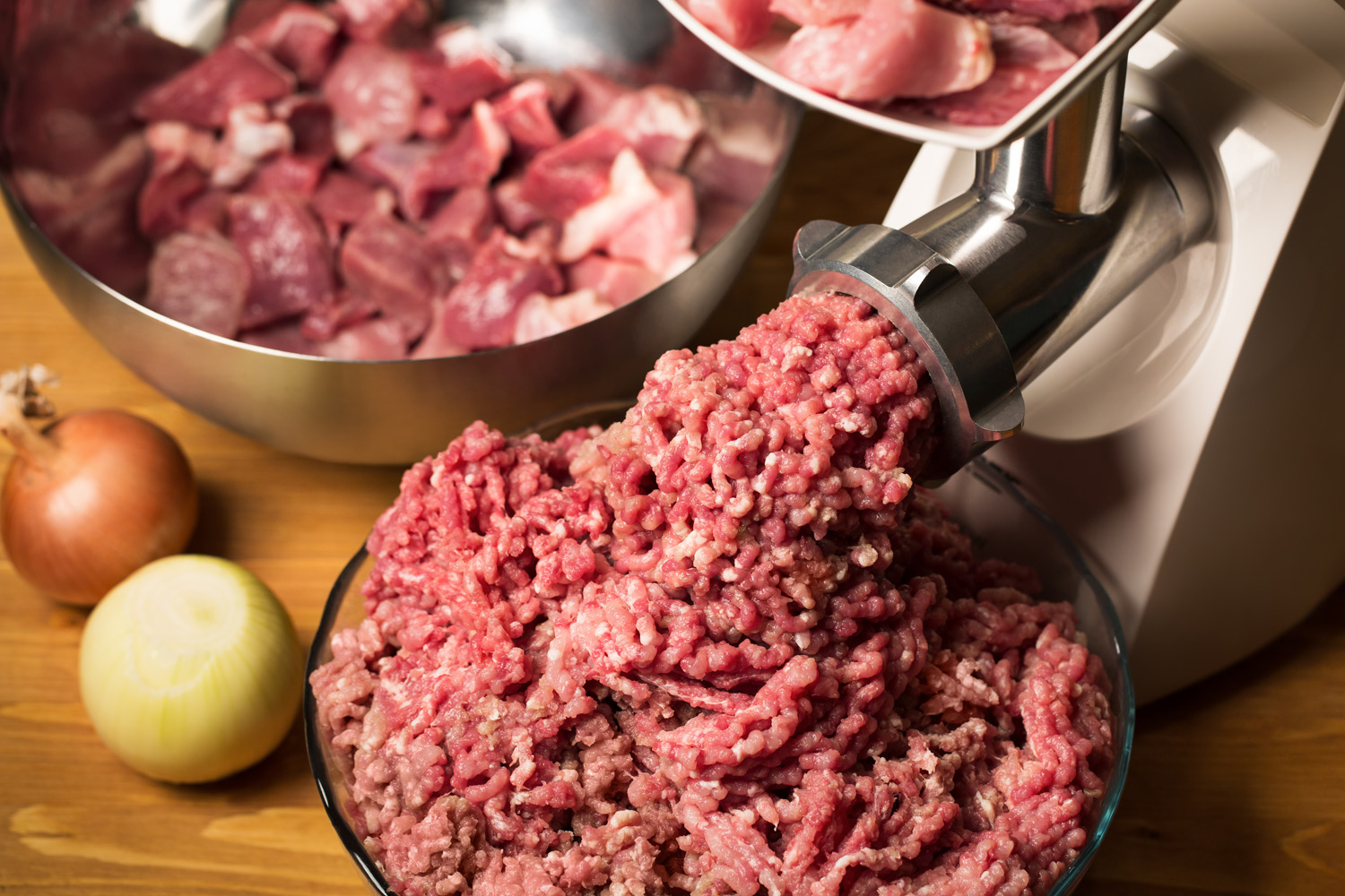 Grinding Meat with a Meat Grinder – The Why and the How - Chili Pepper  Madness